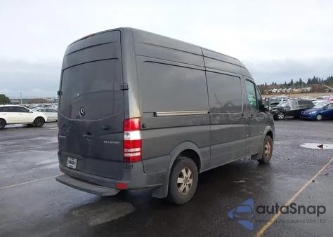 2014 Mercedes-Benz Sprinter 2500 Normal Roof z USA, uszkodzony, nr VIN WD3PE7DC8E5826080